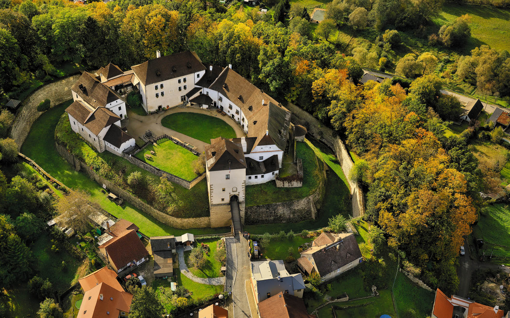 Kniha NP “PAM TKY LETECKY - Libor Sv  ek" - 1. vyd n  2024, Photographer: Libor Svacek; box@fotosvacek.cz; Mobile: +420 602428001