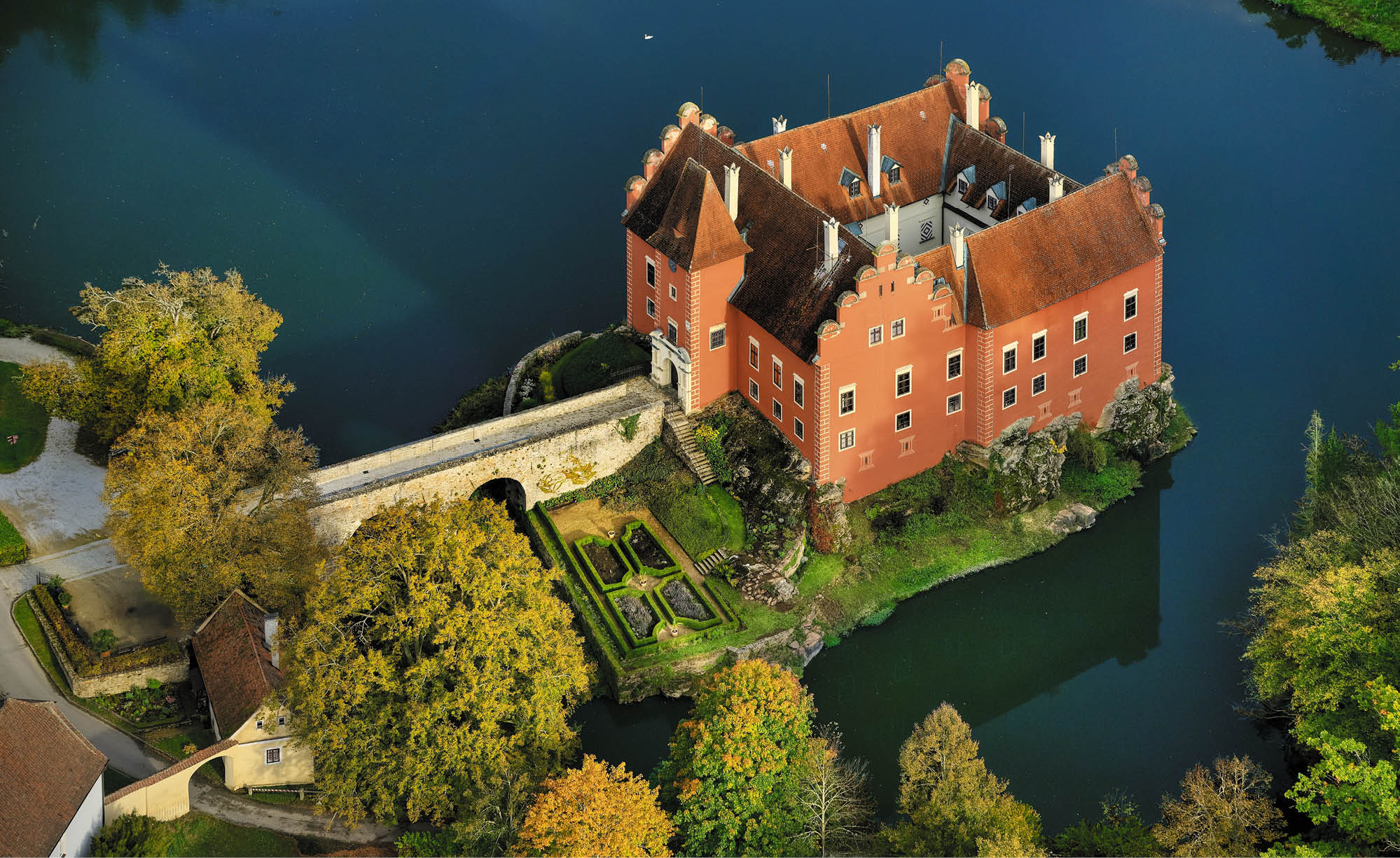 Kniha NP “PAM TKY LETECKY - Libor Sv  ek" - 1. vyd n  2024, Photographer: Libor Svacek; box@fotosvacek.cz; Mobile: +420 602428001