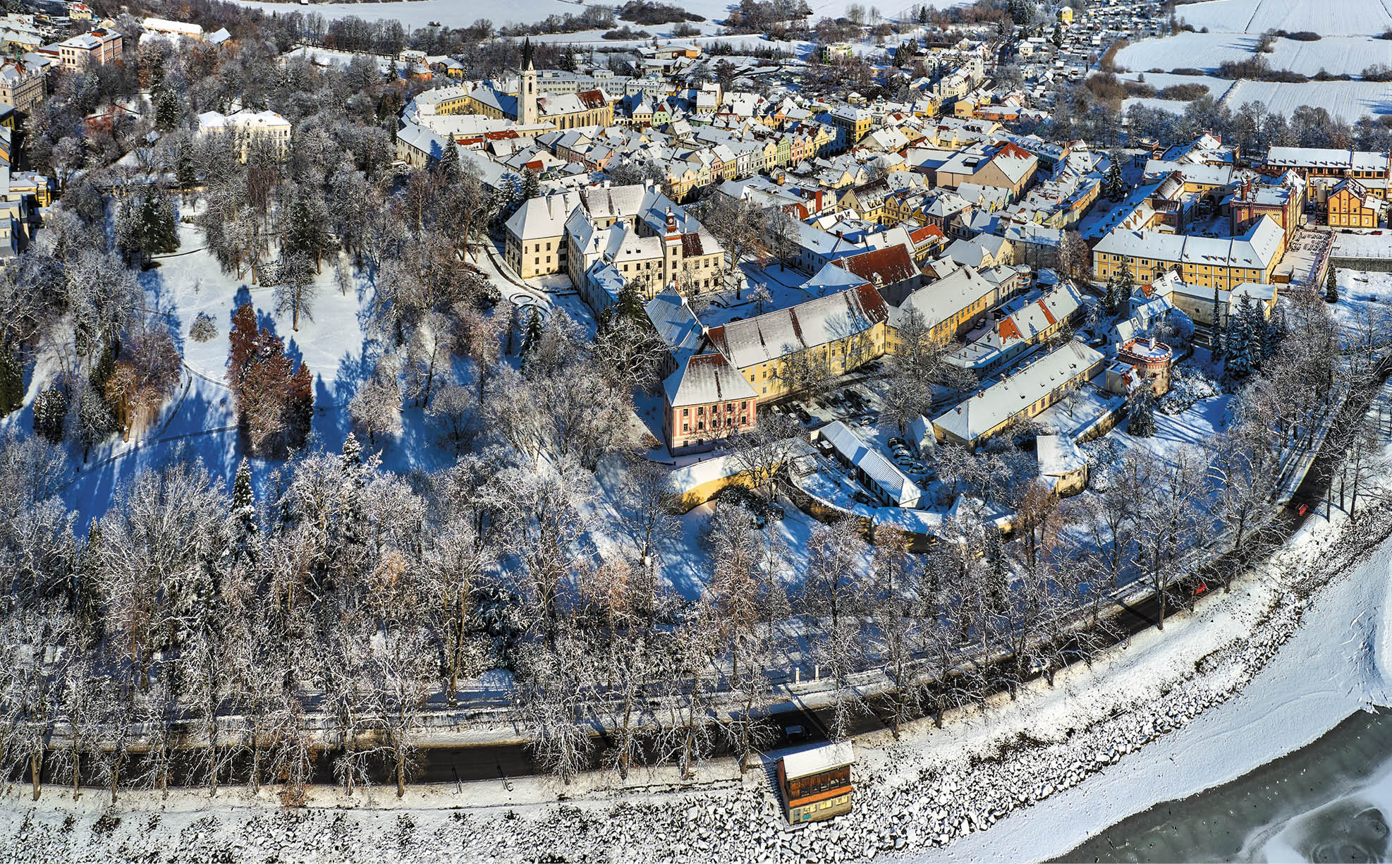 Kniha NP “PAM TKY LETECKY - Libor Sv  ek" - 1. vyd n  2024, Photographer: Libor Svacek; box@fotosvacek.cz; Mobile: +420 602428001