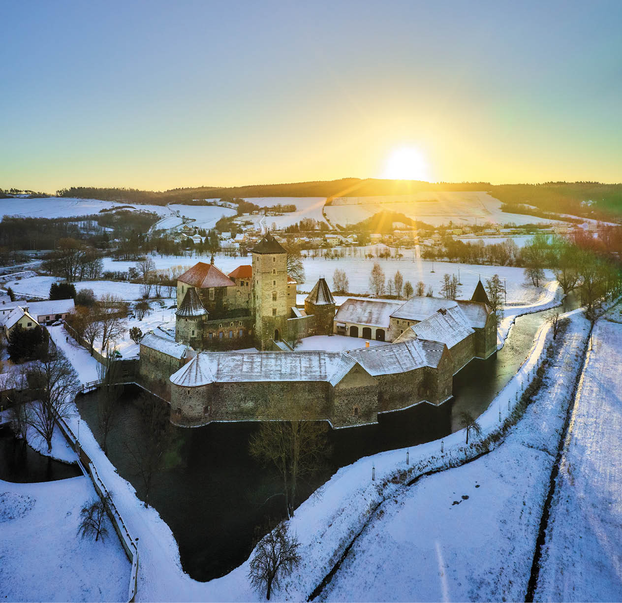 Kniha NP “PAM TKY LETECKY - Libor Sv  ek" - 1. vyd n  2024, Photographer: Libor Svacek; box@fotosvacek.cz; Mobile: +420 602428001