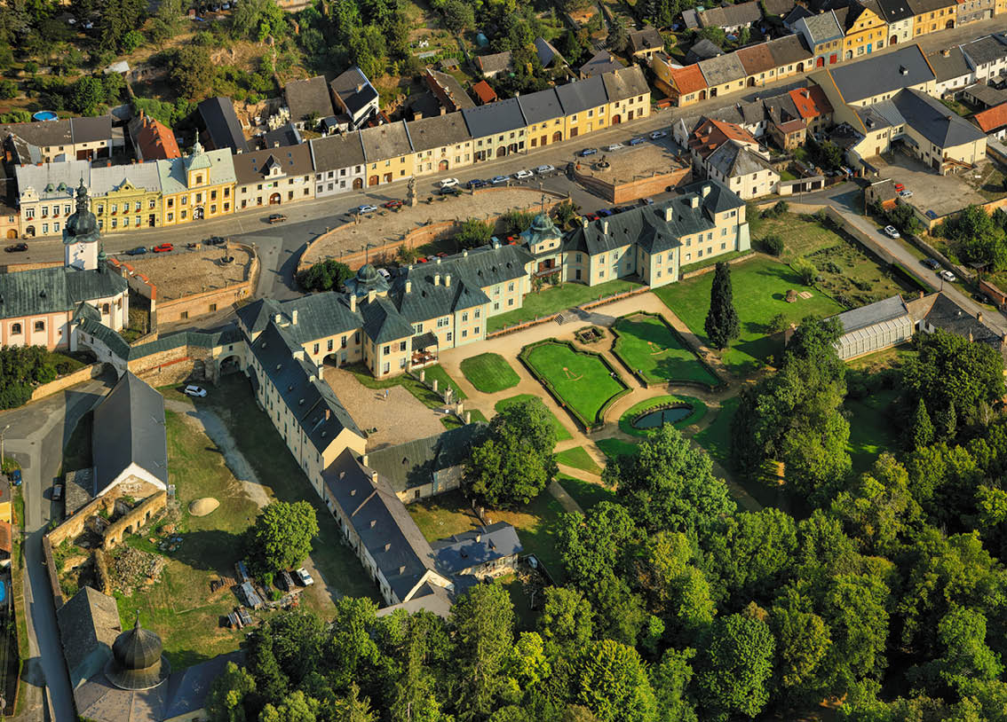 Kniha NP “PAM TKY LETECKY - Libor Sv  ek" - 1. vyd n  2024, Photographer: Libor Svacek; box@fotosvacek.cz; Mobile: +420 602428001