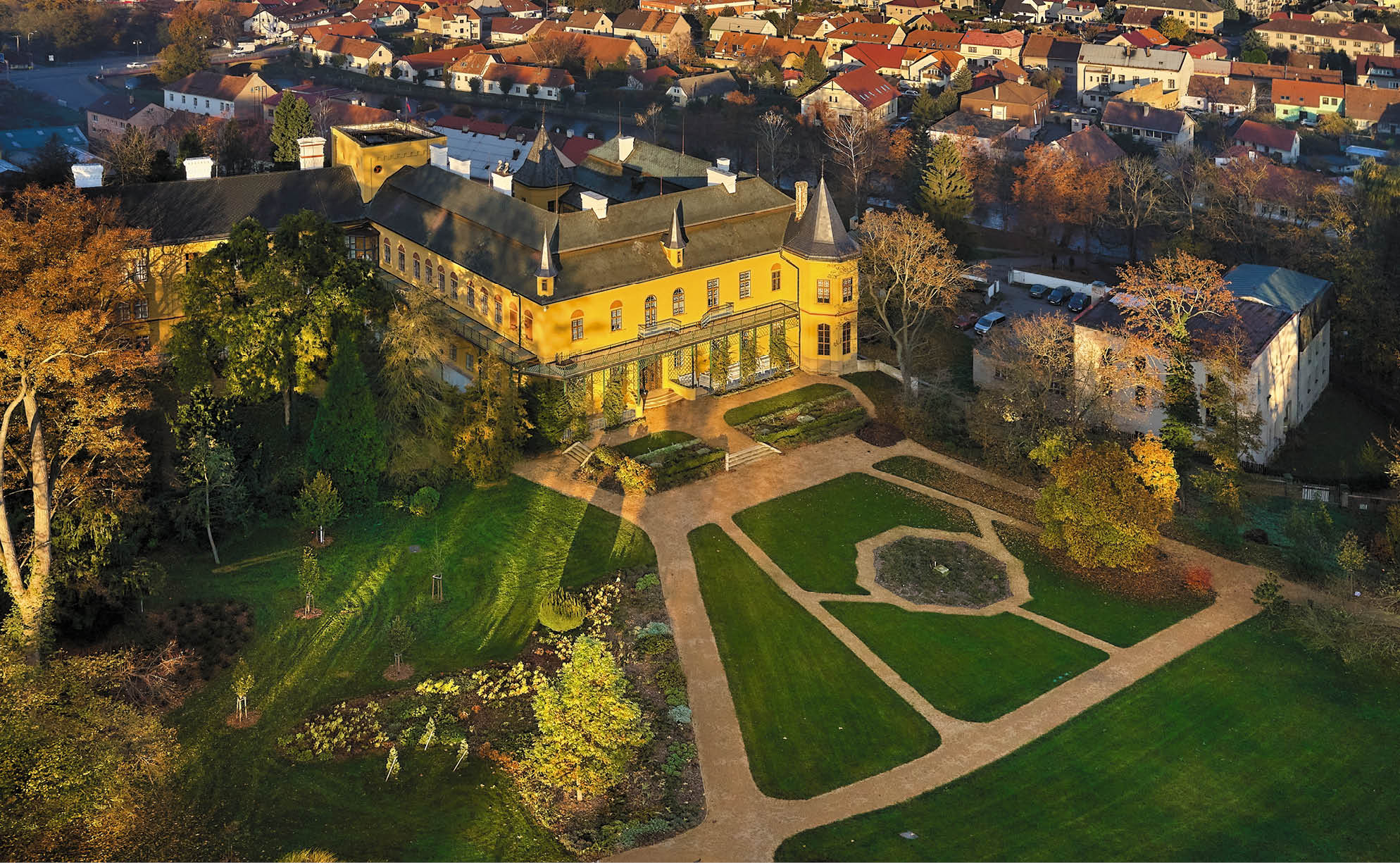 Kniha NP “PAM TKY LETECKY - Libor Sv  ek" - 1. vyd n  2024, Photographer: Libor Svacek; box@fotosvacek.cz; Mobile: +420 602428001