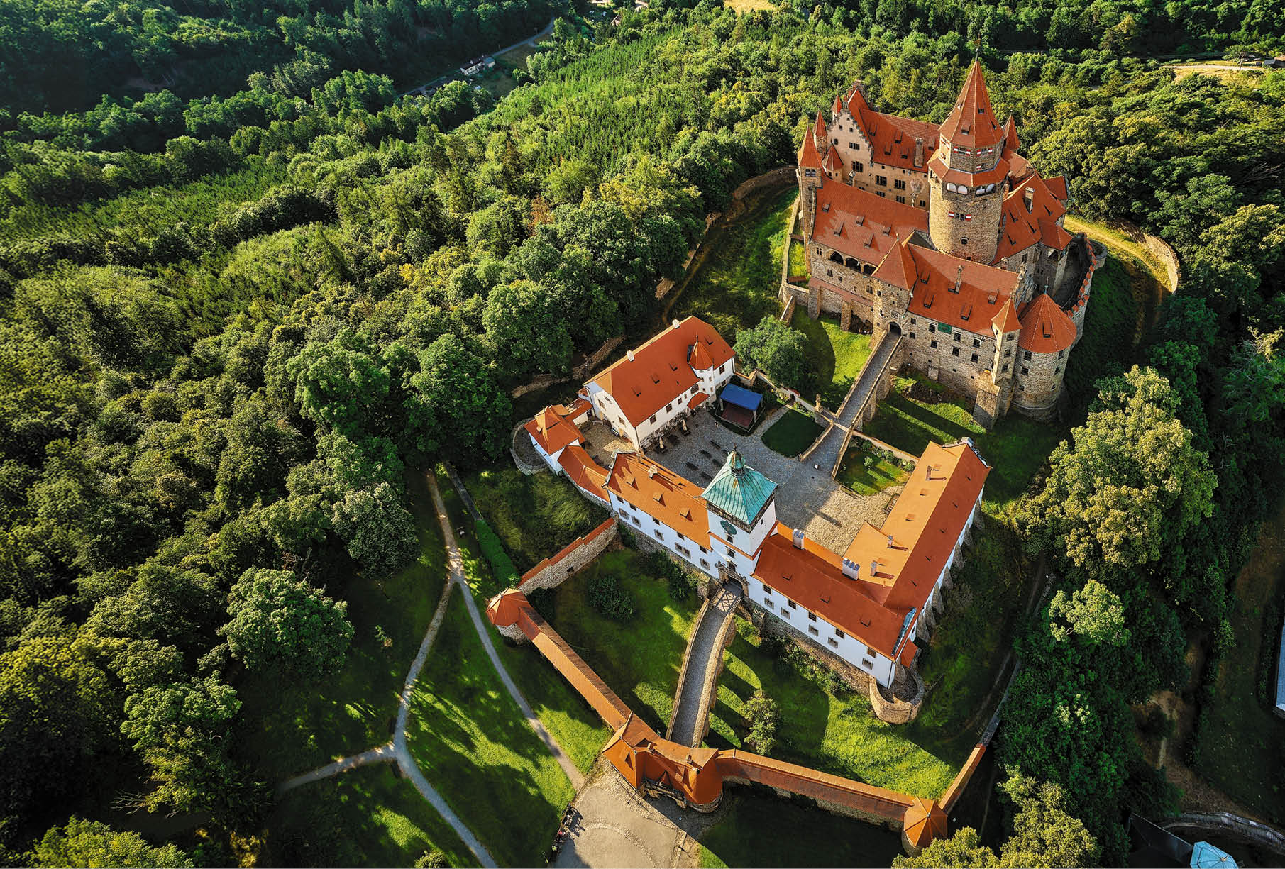 Kniha NP “PAM TKY LETECKY - Libor Sv  ek" - 1. vyd n  2024, Photographer: Libor Svacek; box@fotosvacek.cz; Mobile: +420 602428001