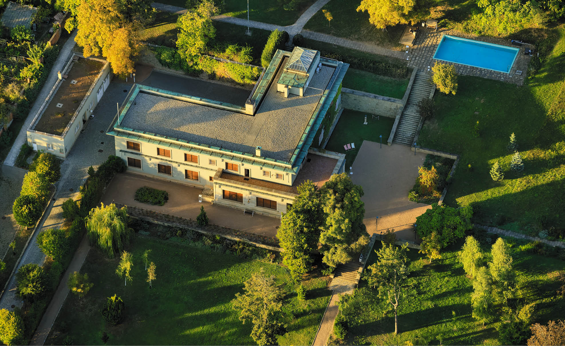 Kniha NP “PAM TKY LETECKY - Libor Sv  ek" - 1. vyd n  2024, Photographer: Libor Svacek; box@fotosvacek.cz; Mobile: +420 602428001