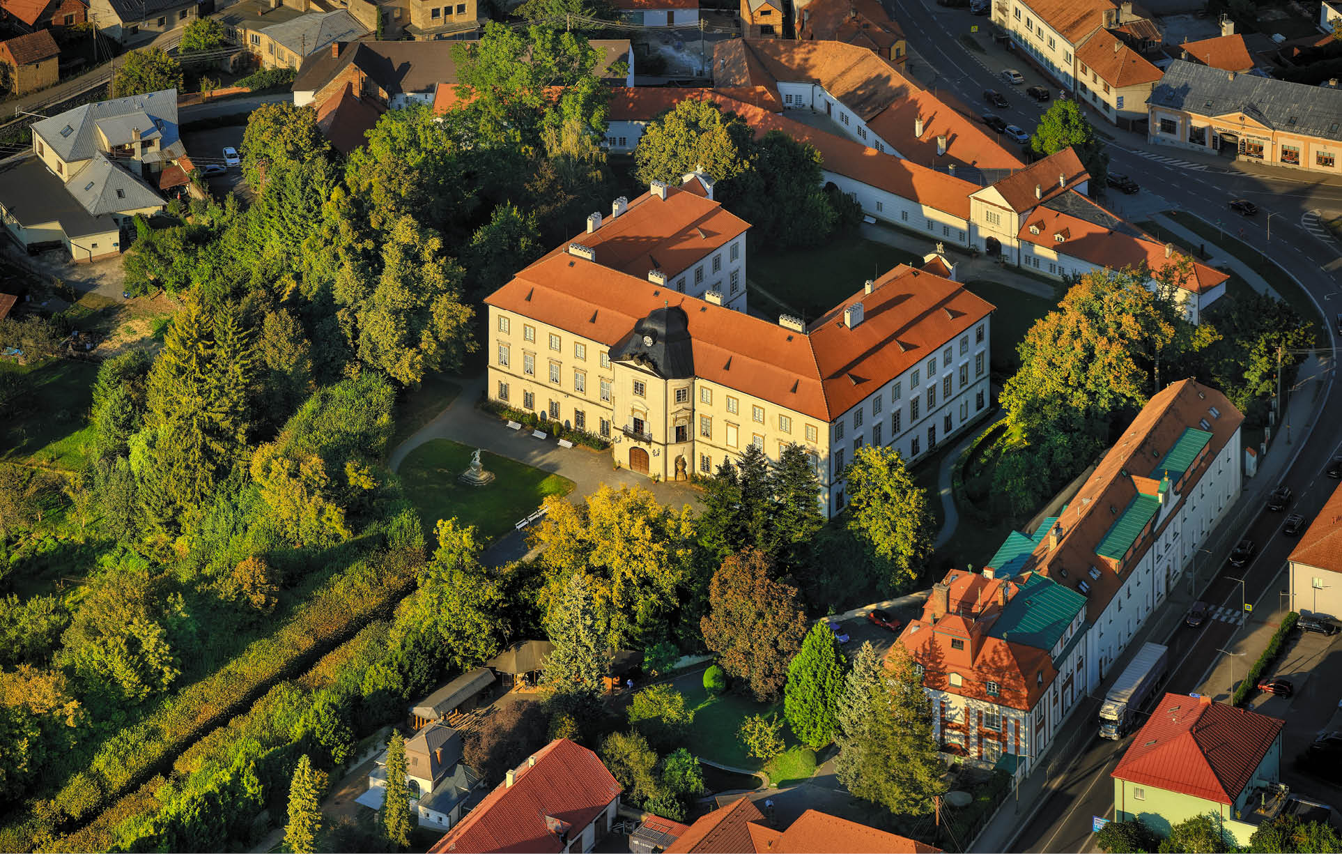 Kniha NP “PAM TKY LETECKY - Libor Sv  ek" - 1. vyd n  2024, Photographer: Libor Svacek; box@fotosvacek.cz; Mobile: +420 602428001