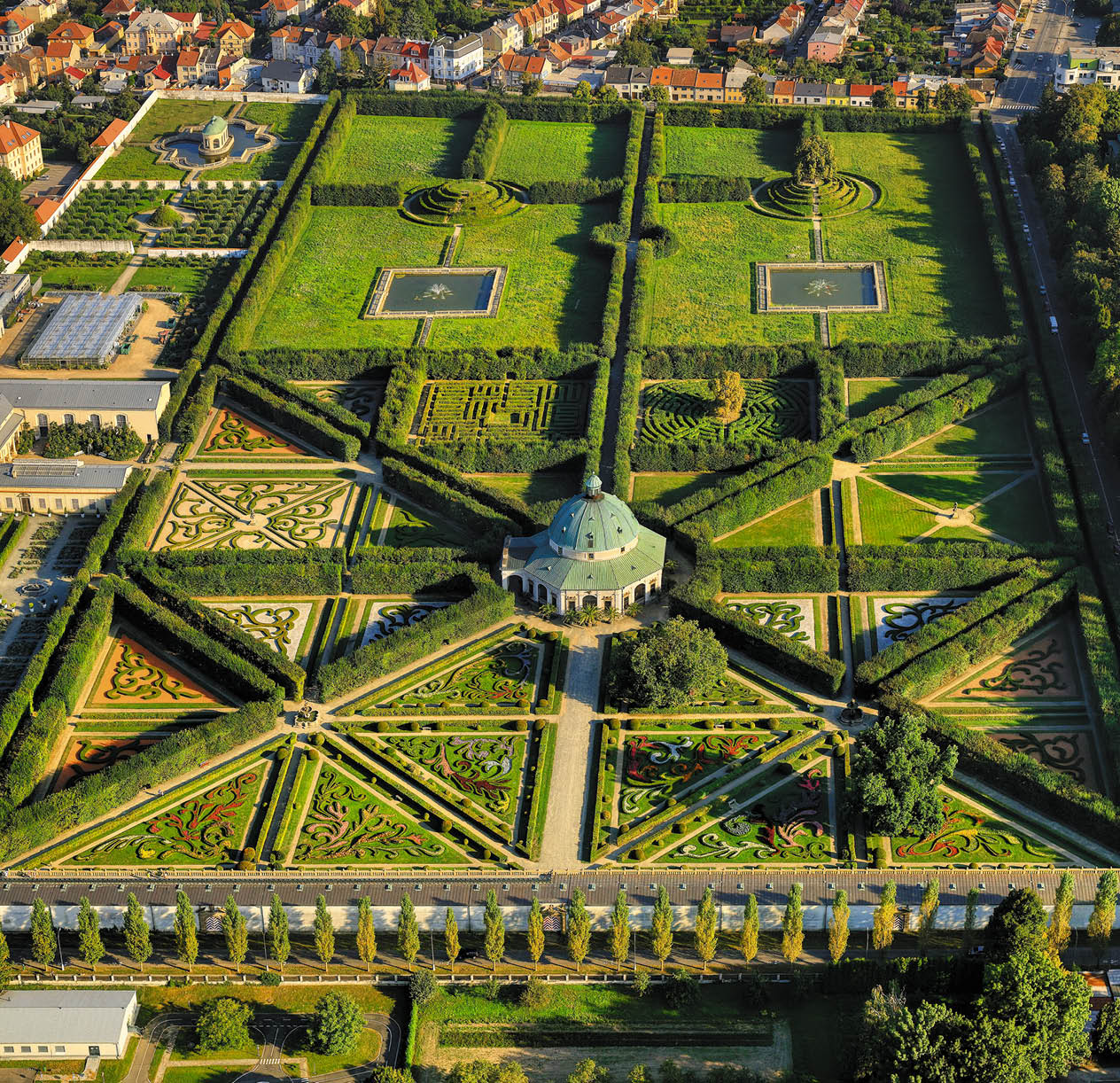 Kniha NP “PAM TKY LETECKY - Libor Sv  ek" - 1. vyd n  2024, Photographer: Libor Svacek; box@fotosvacek.cz; Mobile: +420 602428001