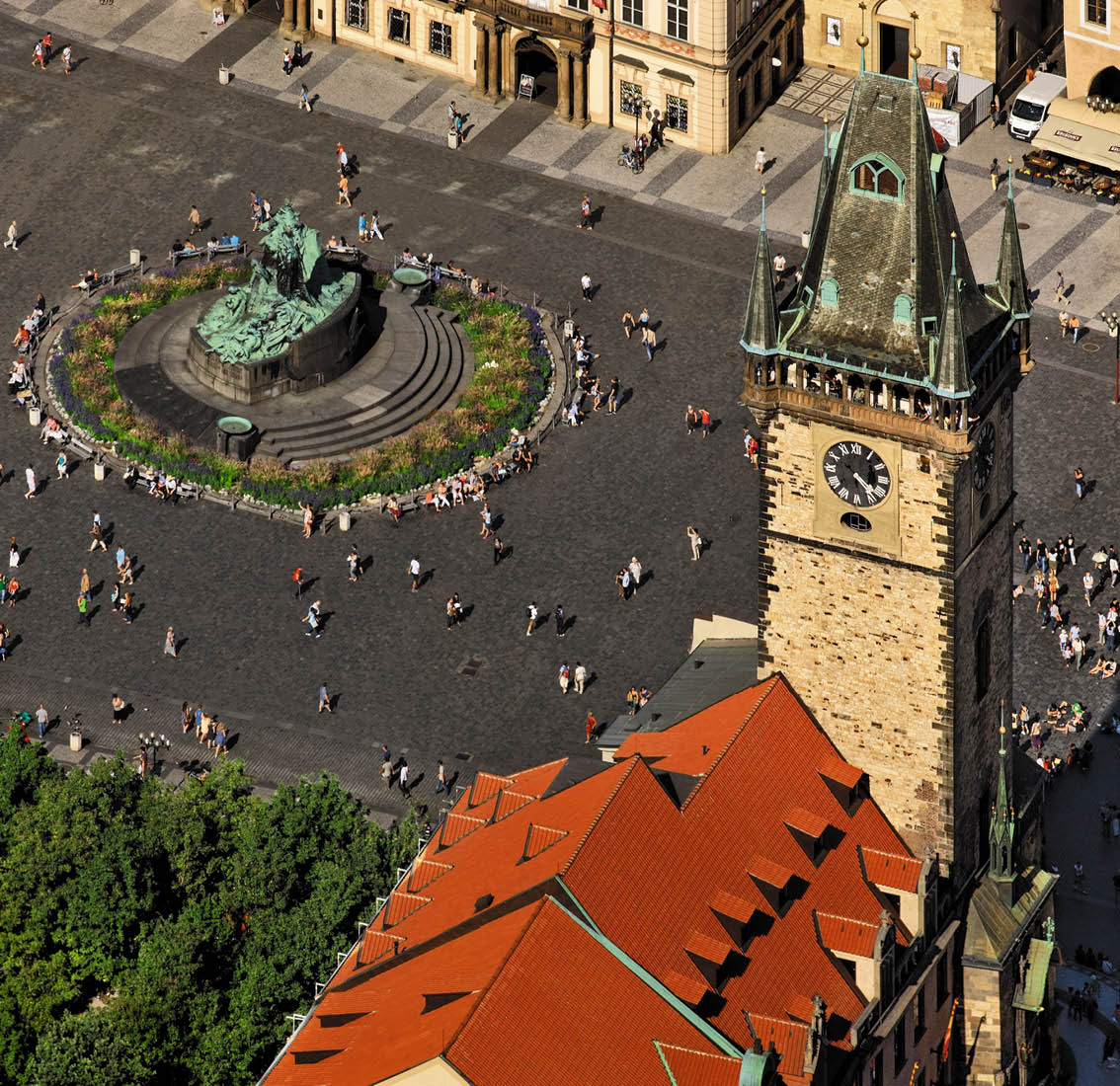 Kniha “PRAHA LETECKA - Libor Sv ek" - vyd n  1., rok 2013 Photographer: Libor Svacek; box@fotosvacek.cz; Mobile: +420 602428001; 