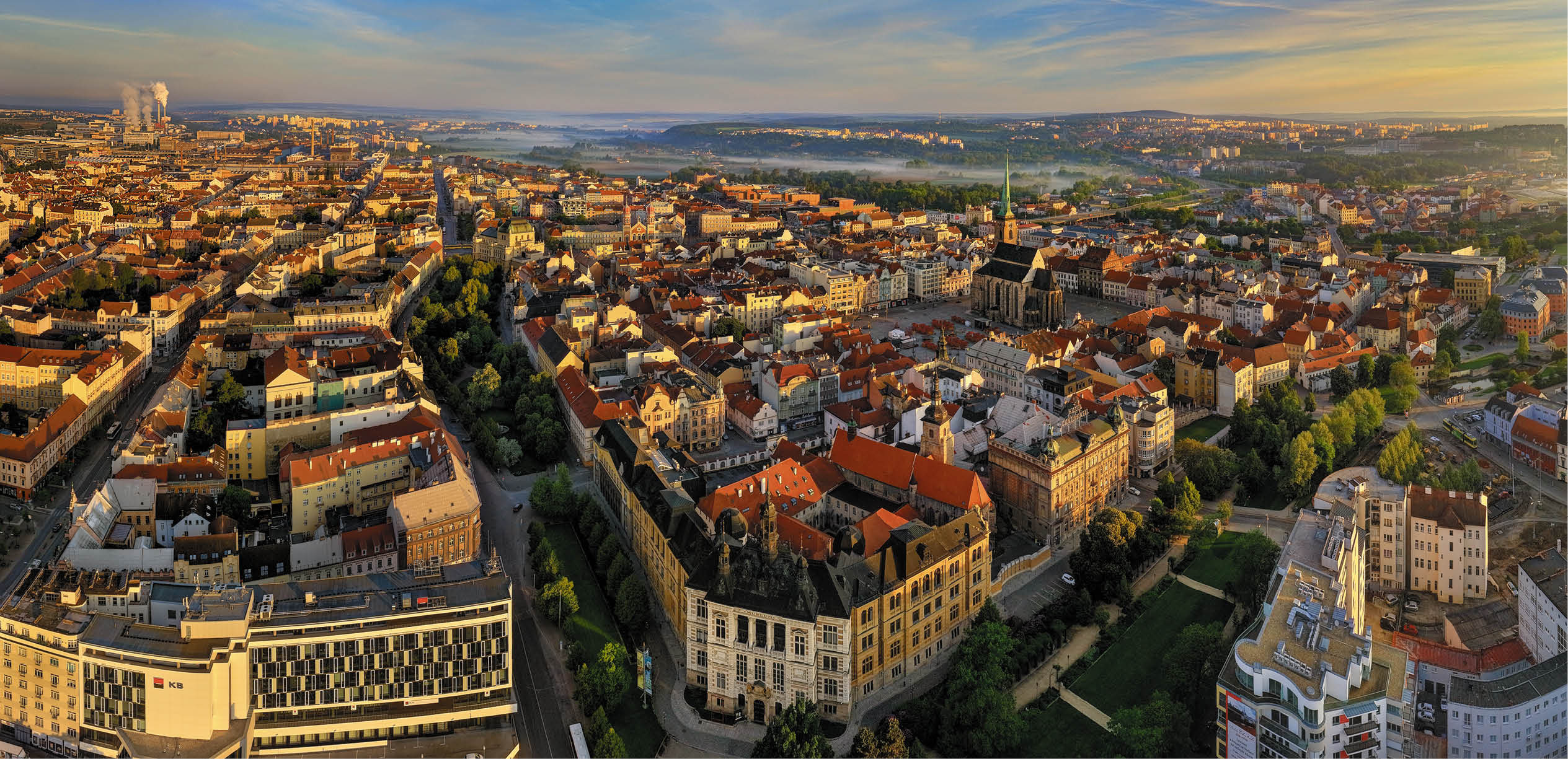 Kniha “PLZE - Libor Sv  ek" - vyd n  1., rok 2014 Photographer: Libor Svacek; box@fotosvacek.cz; Mobile: +420 602428001; 