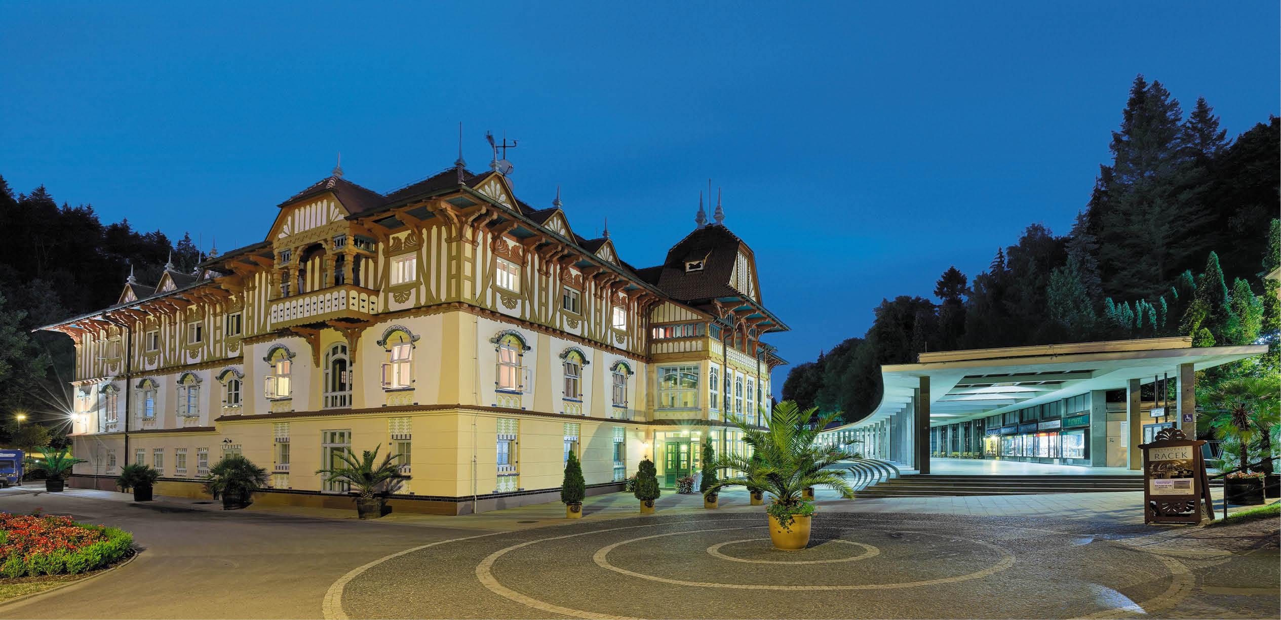 Kniha “MORAVA BEST - Libor Sv ek" - 1. vyd n  2018/2019 Photographer: Libor Svacek; box@fotosvacek.cz; Mobile: +420 602428001; 