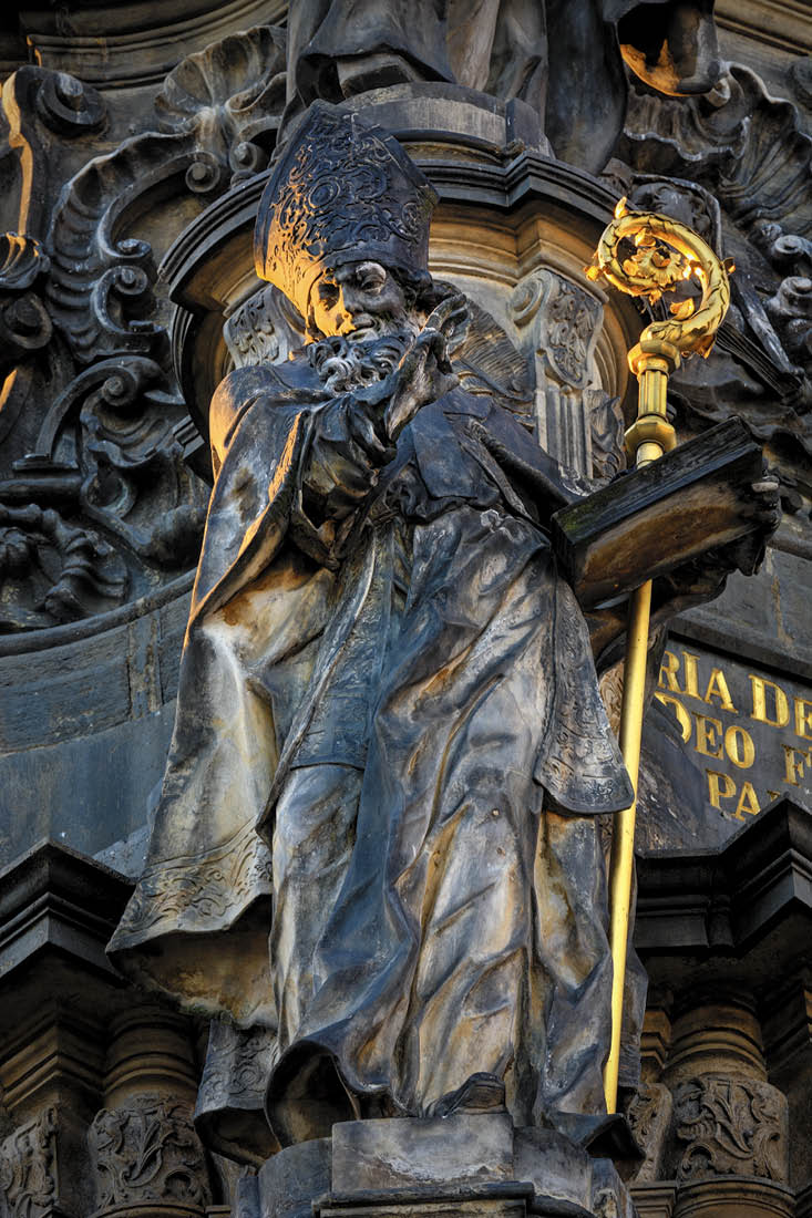 Kniha “OLOMOUC - Libor Sv ek" - vyd n  1., rok 2013 Photographer: Libor Svacek; box@fotosvacek.cz; Mobile: +420 602428001; 