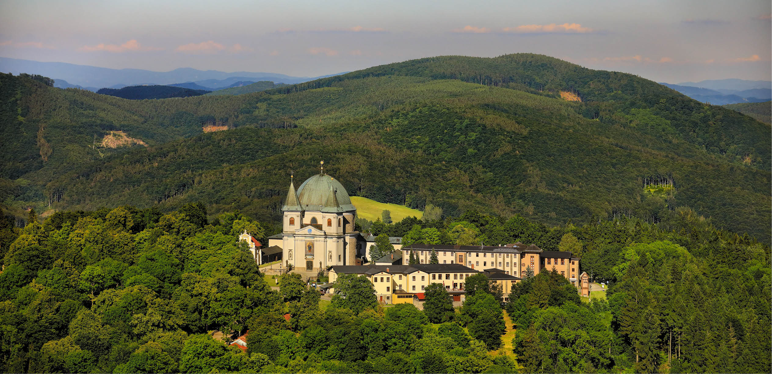 Kniha “ esk republika BAROKO - Libor Sv  ek" - prv  vyd n  rok 2017 Photographer: Libor Svacek; box@fotosvacek.cz; Mobile: +420 602428001; 