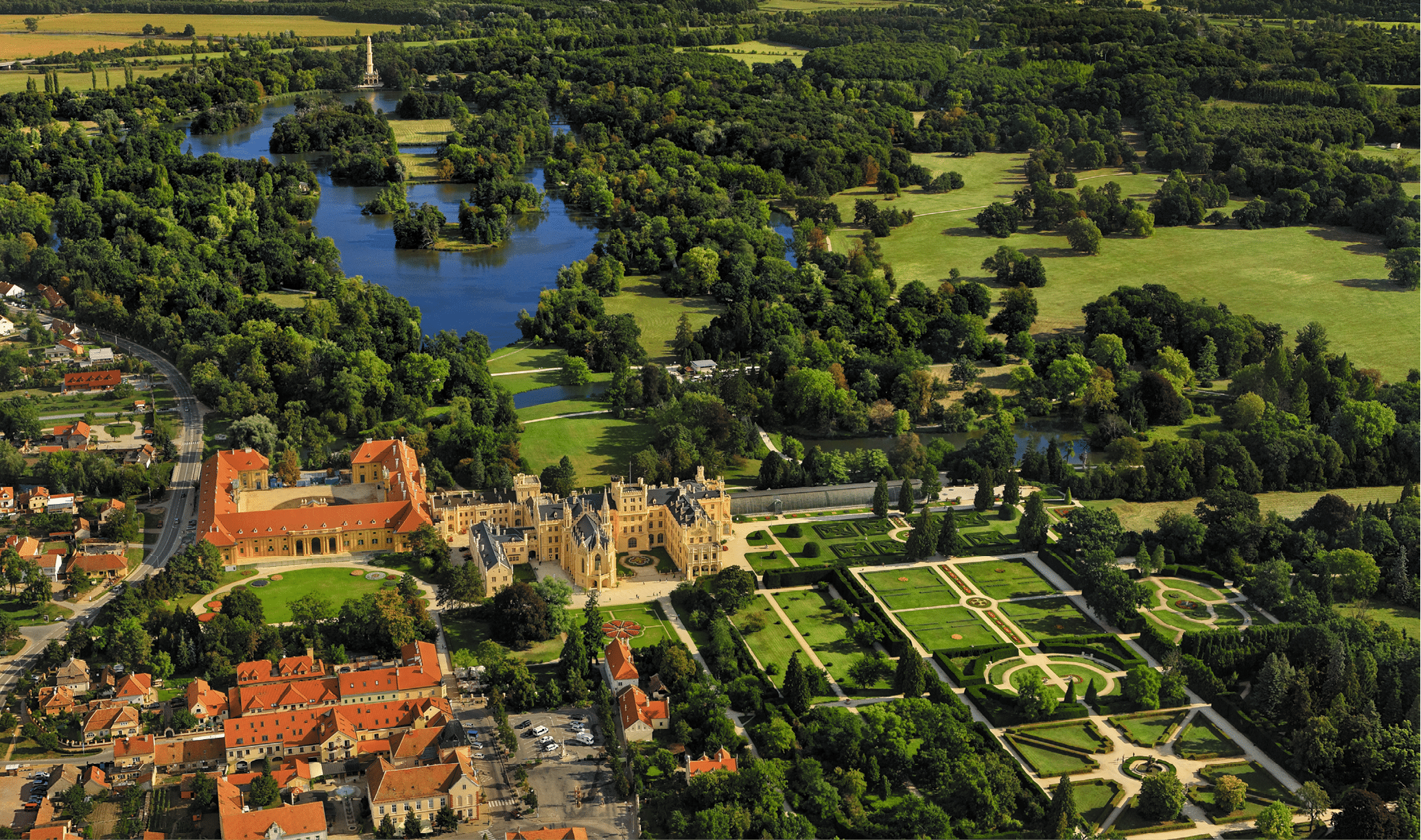 Kniha “PLZE - Libor Sv  ek" - vyd n  2., rok 2015 Photographer: Libor Svacek; box@fotosvacek.cz; Mobile: +420 602428001; 