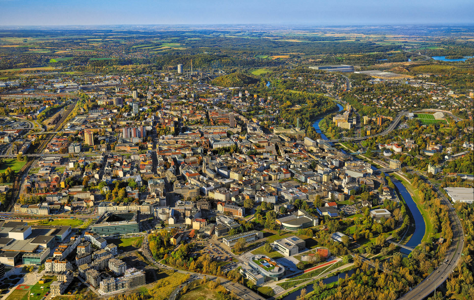 Kniha “OSTRAVA - Libor Sv ek" - 1. vyd n  2024 Photographer: Libor Svacek; box@fotosvacek.cz; Mobile: +420 602428001; 