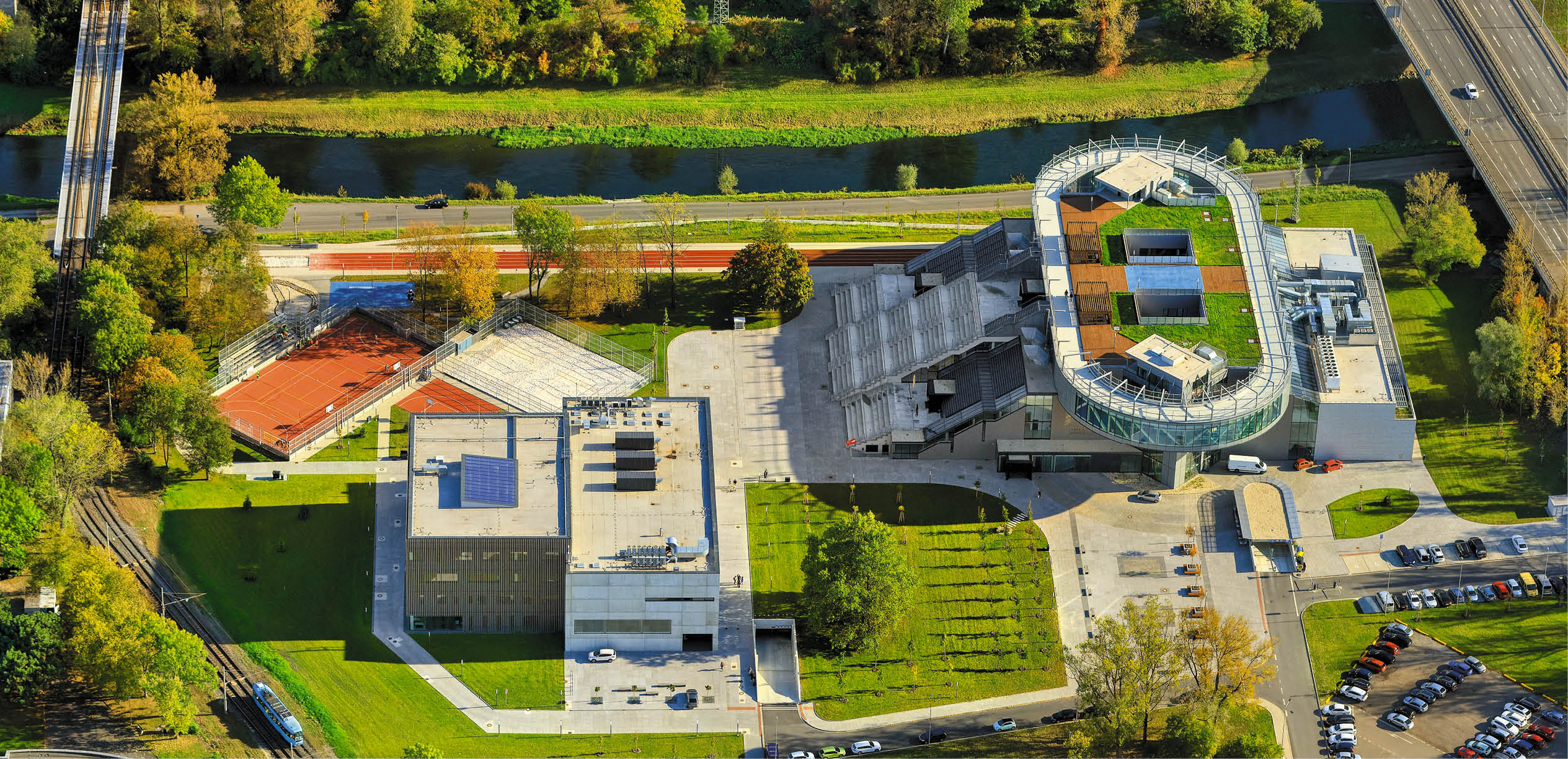 Kniha “OSTRAVA - Libor Sv ek" - 1. vyd n  2024 Photographer: Libor Svacek; box@fotosvacek.cz; Mobile: +420 602428001; 