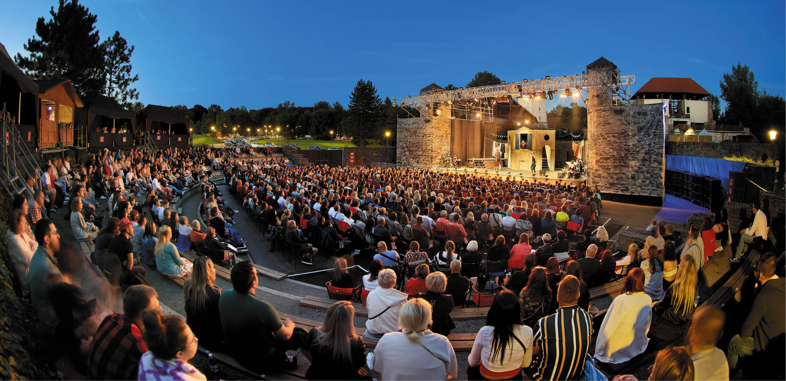 Kniha “OSTRAVA - Libor Sv ek" - 1. vyd n  2024 Photographer: Libor Svacek; box@fotosvacek.cz; Mobile: +420 602428001; 