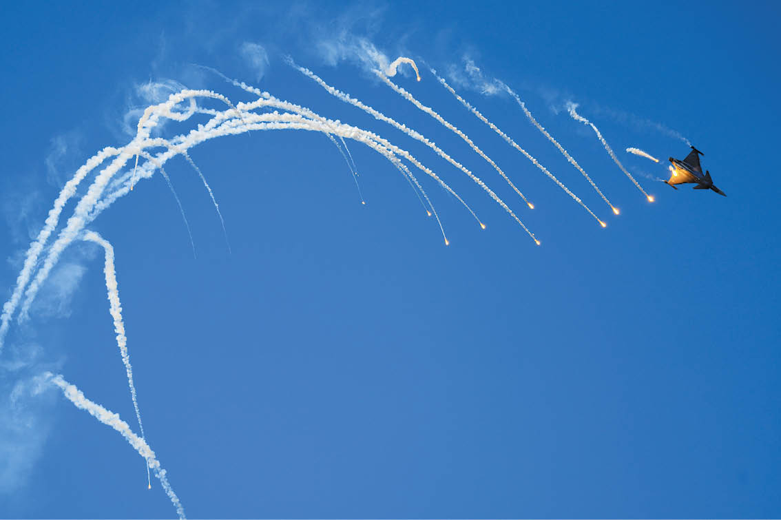 Kniha “OSTRAVA - Libor Sv ek" - 1. vyd n  2024 Photographer: Libor Svacek; box@fotosvacek.cz; Mobile: +420 602428001; 