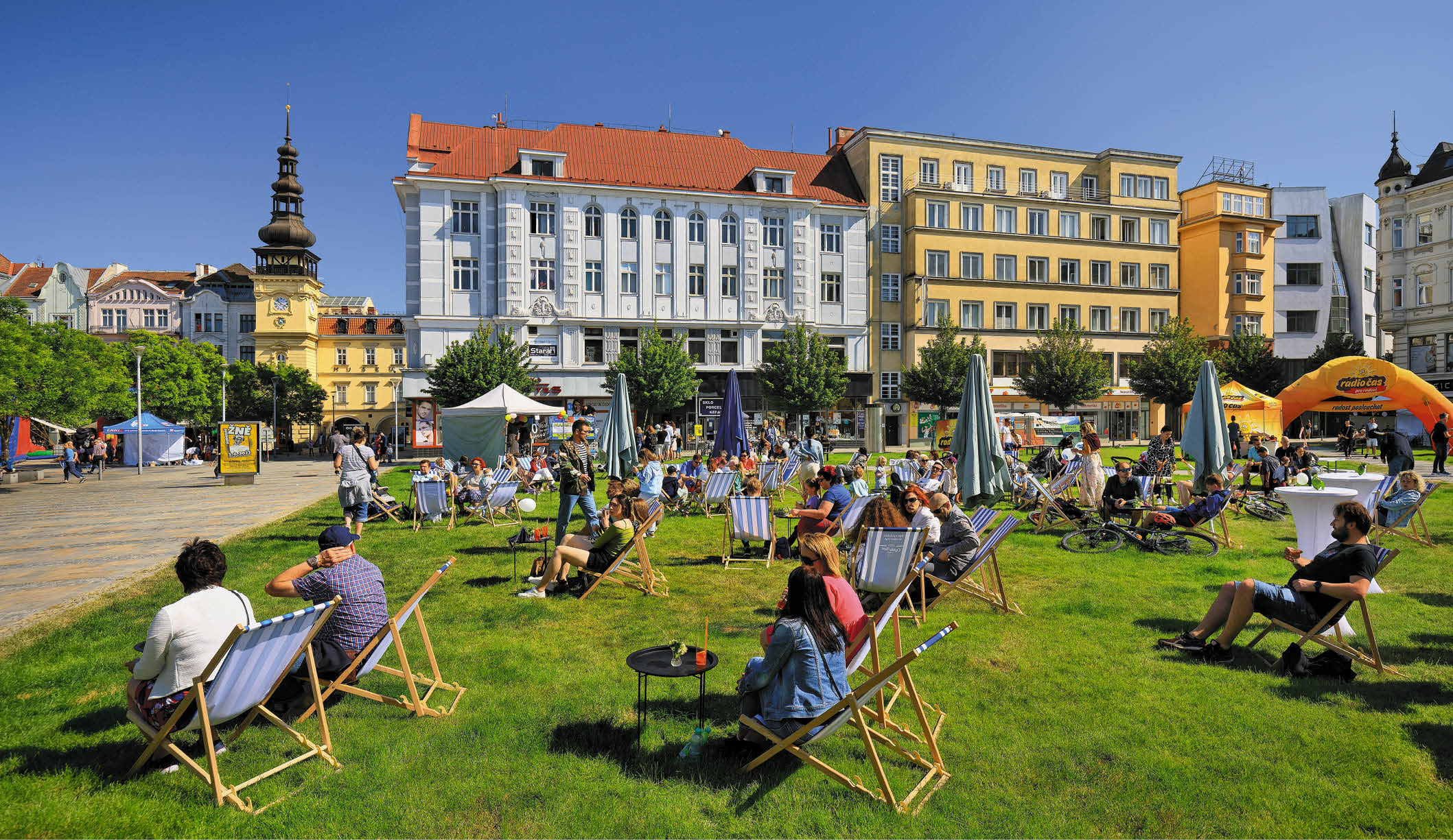 Kniha “OSTRAVA - Libor Sv ek" - 1. vyd n  2024 Photographer: Libor Svacek; box@fotosvacek.cz; Mobile: +420 602428001; 